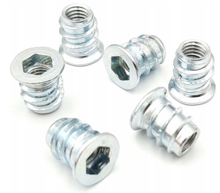 100 pozinkovaných vložiek do dreva M10 × 20 mm s prírubou