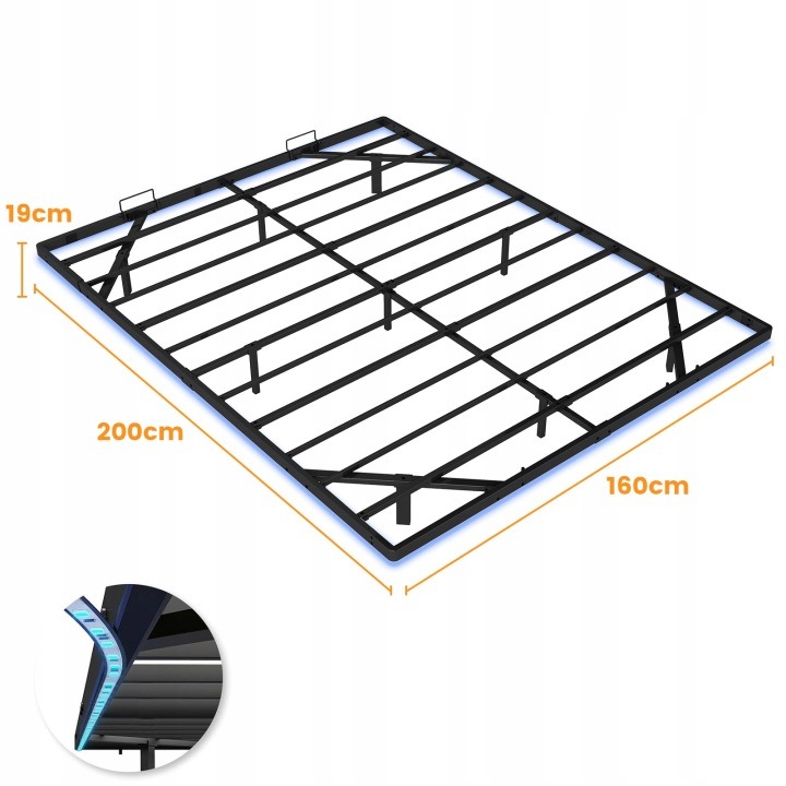 Comhoma BF005-160 – kovový rám postele 160 × 200 cm s RGB LED a USB. Kovový rám postele spája miesto na spanie s farebným osvetlením a pripojením zariadení pri lôžku. Čierne vyhotovenie a skryté podperné nohy vytvárajú vzhľad rámu s menej viditeľnými opor
