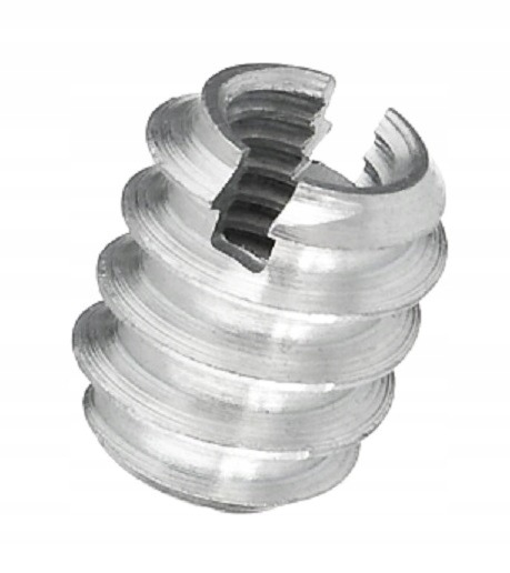 Približne 1000 oceľových vložiek do dreva M4 × 6,5 × 8 mm