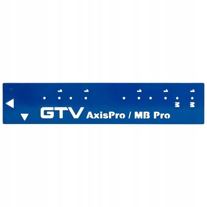 Montážna šablóna GTV PB-SZABLON-AXIS-MB pomáha vyznačiť polohu otvorov pri osádzaní zásuviek. Opis uvádza kompatibilitu so systémami Axis Pro, Modern Slide Pro, Modern Box a System Box. Oceľová šablóna má hrúbku 2,5 mm; súčasťou balenia je aj samostatná š