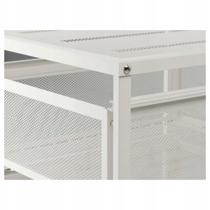 Biela zásuvková skrinka IKEA LENNART 303.261.77 na kolieskach usporiada papier A4, dokumenty a kancelárske drobnosti v troch zásuvkách. Oceľové vyhotovenie má rozmery 30 × 34 × 56 cm, vnútornú hĺbku zásuvky 33 cm a nosnosť 5 kg na zásuvku.