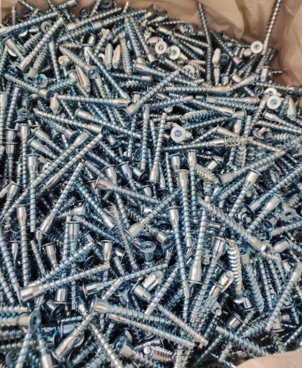 Nábytkové skrutky Häfele 7 × 50 mm s imbusom – 1000 kusov