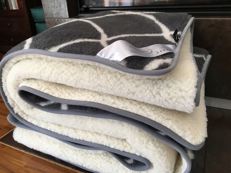 Prikrývka na spanie - Alpaka C. Orient+Merinos Tumba Quilt.