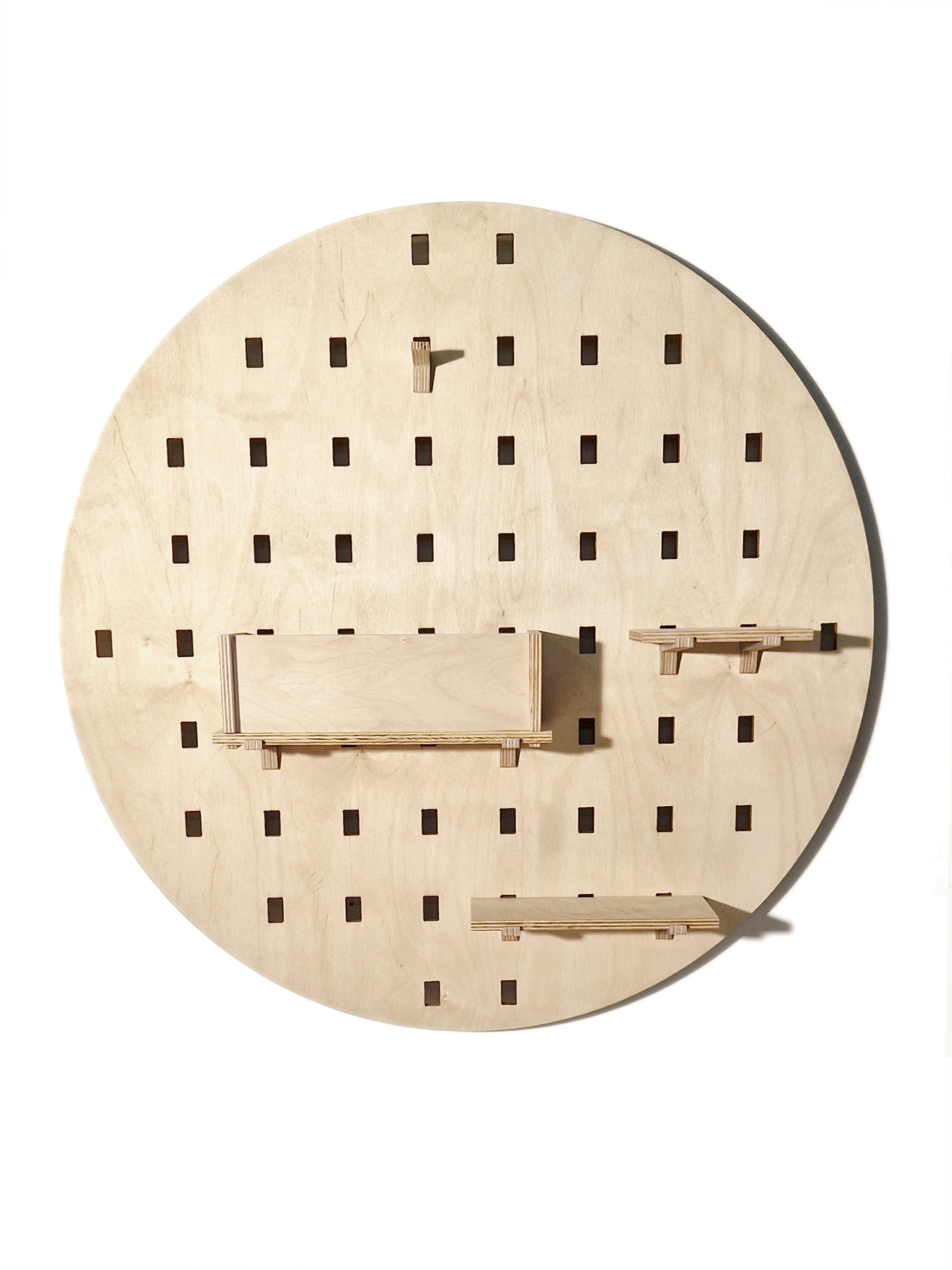 Okrúhly stolík pegboard Tulla 76 cm