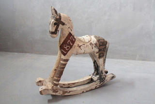 Drevená figurína