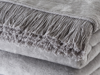 Prikrývka, prehozy na posteľ - Moca Design Drave 150x200 Strieborné strapce