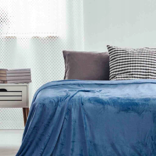 Prikrývka, prehozy na posteľ - Mikrofokovaná prikrývka Indigo Smooth Classic 2220x240 DEKOCOK