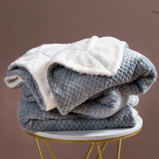 Prikrývka, prehozy na posteľ - Prikrývka mikrofiber s jahňacím