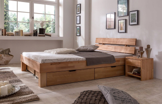 Posteľ do spálne - Borovicové kovové lôžko 160x200 Oak Nut Alder