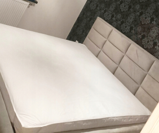 Posteľ do spálne - Čalúnené posteľ 180x200 Rack vyvýšené Coja
