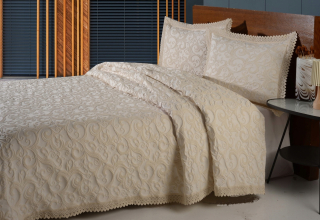 Prikrývka, prehozy na posteľ - Bedspread 901 čipky 240x260cm +4 vankúše