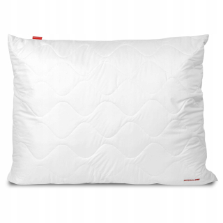 Vankúš na spanie - Anti -allergický vankúš 70x80 poľský prešívaný