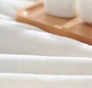 Plachta na posteľ - List 200x220 Smooth White Fleece Fleece