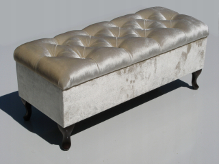 Komoda do detskej izby - Chesterfield LAVIČKA PUFA OTVORENÁ na veľkosť